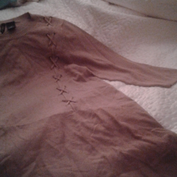 3/4 length sleeve sweater - Picture 3 of 4